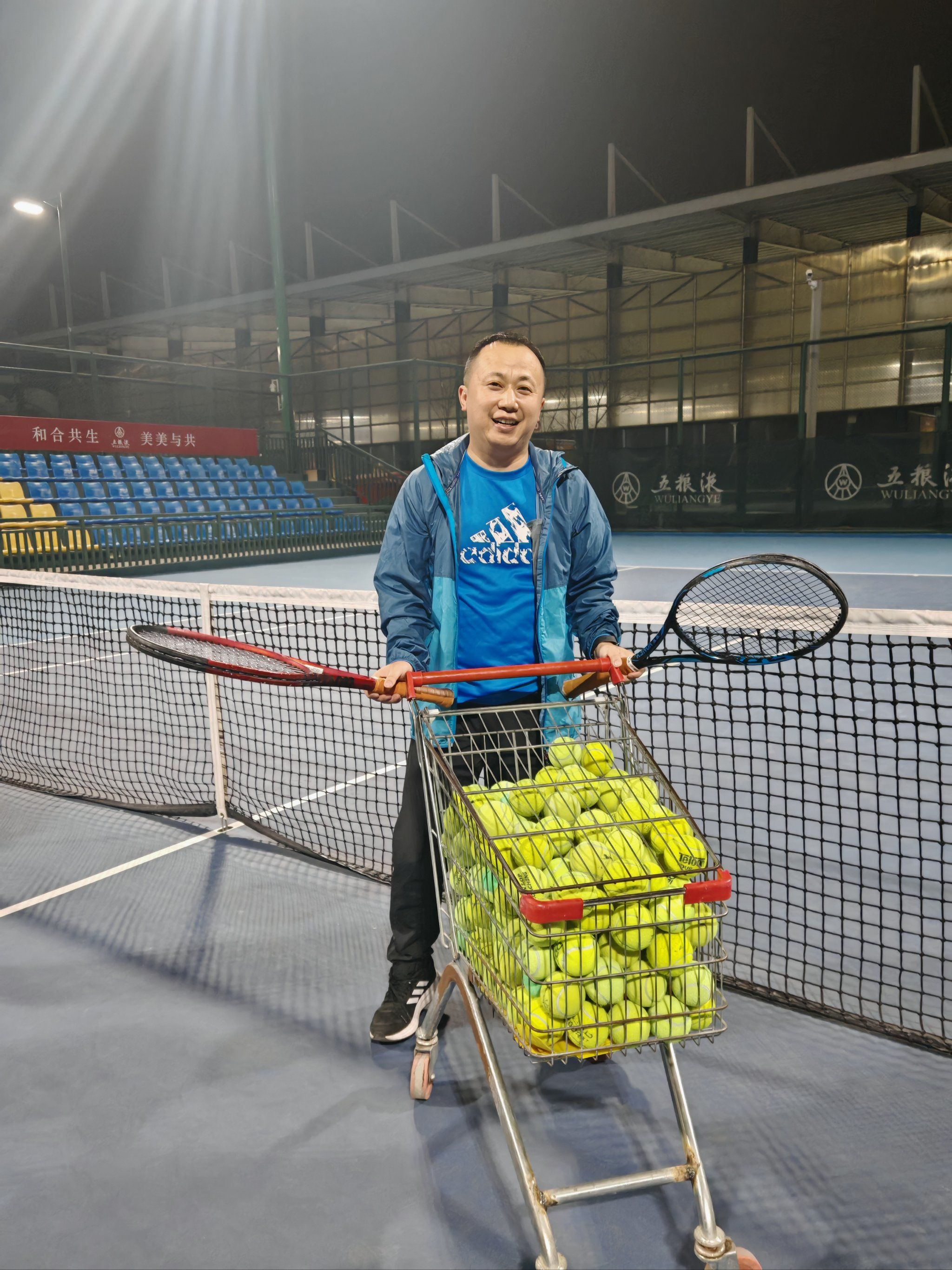 不仅依赖于 不仅依赖于