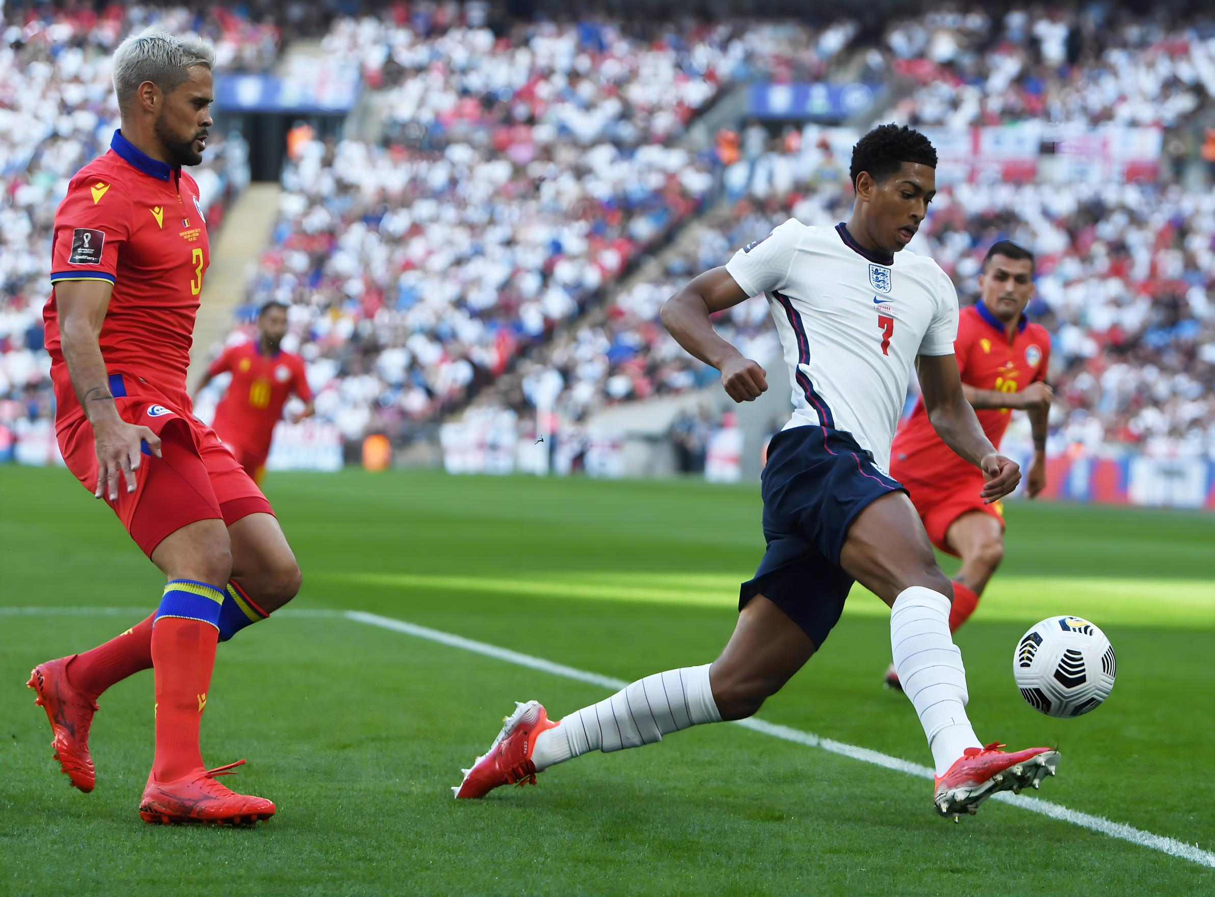 也折射出球 也折射出球