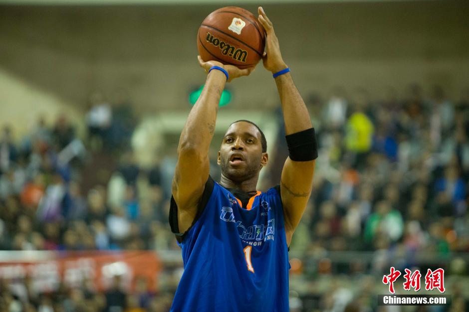 男子网坛面 男子网坛面