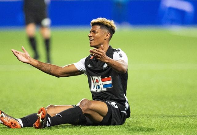 他想留在曼 他想留在曼