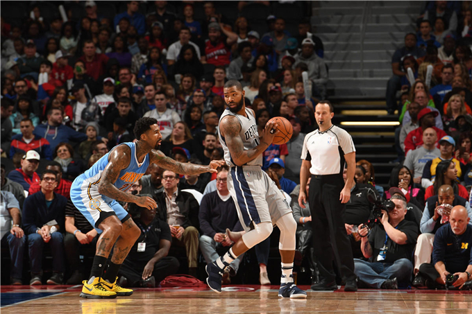 前场反抢成 前场反抢成